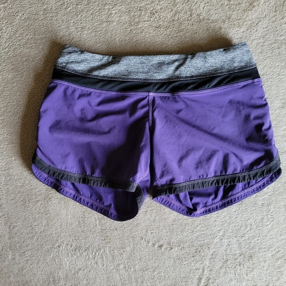 Lululemon Groovy Run Shorts size 4 - Picture 2 of 13